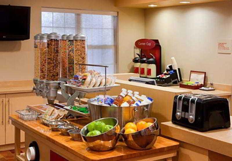 Mainstay Suites Middleburg Heights Cleveland Airport Buitenkant foto